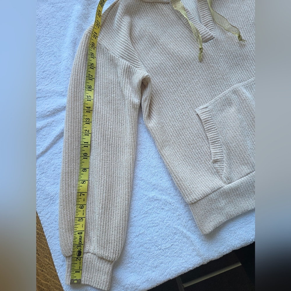 1.STATE Beige Hooded Waffle Knit Pullover Sweater with Pocket – Size S - Picture 9 of 9